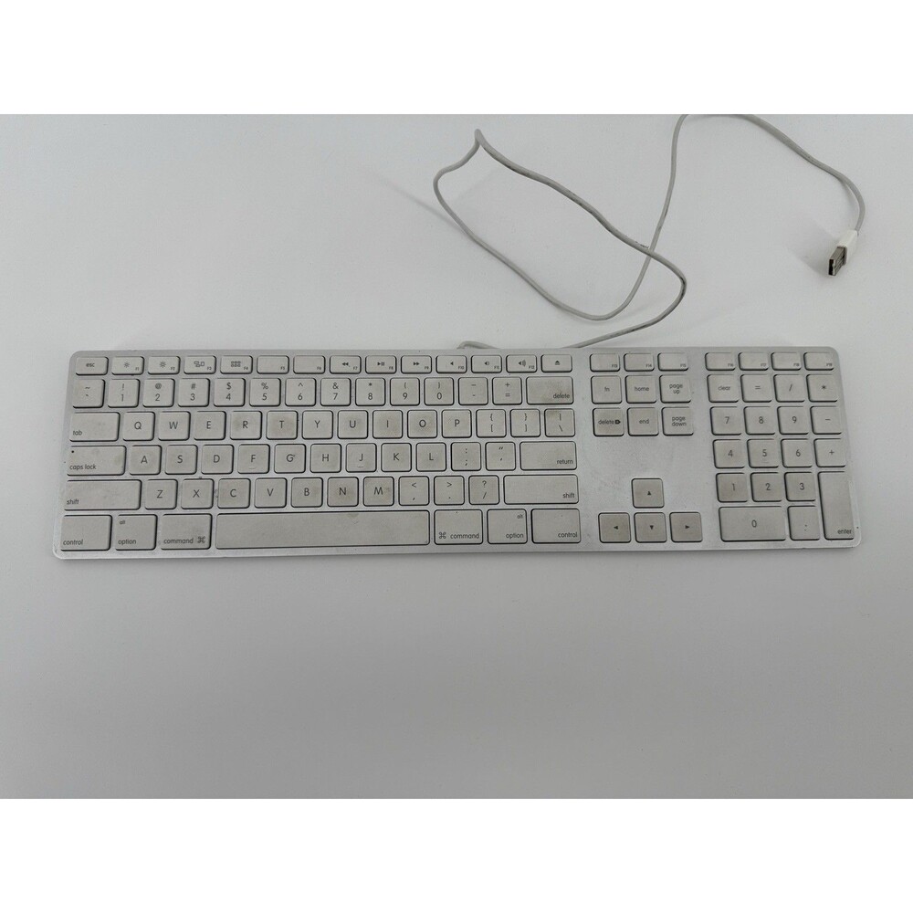 Original Apple Wired Keyboard with USB